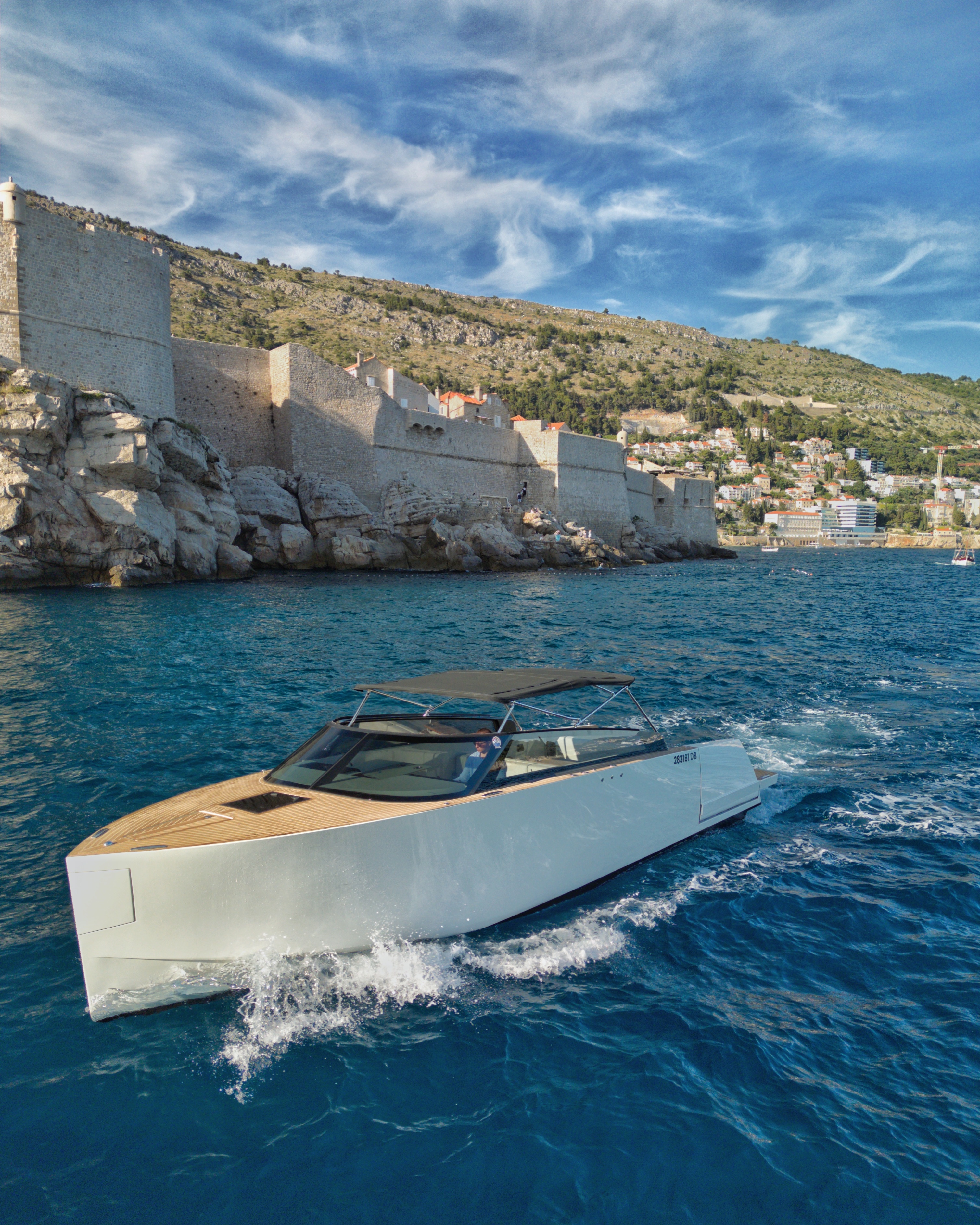 SEA TOURS & ADVENTURES